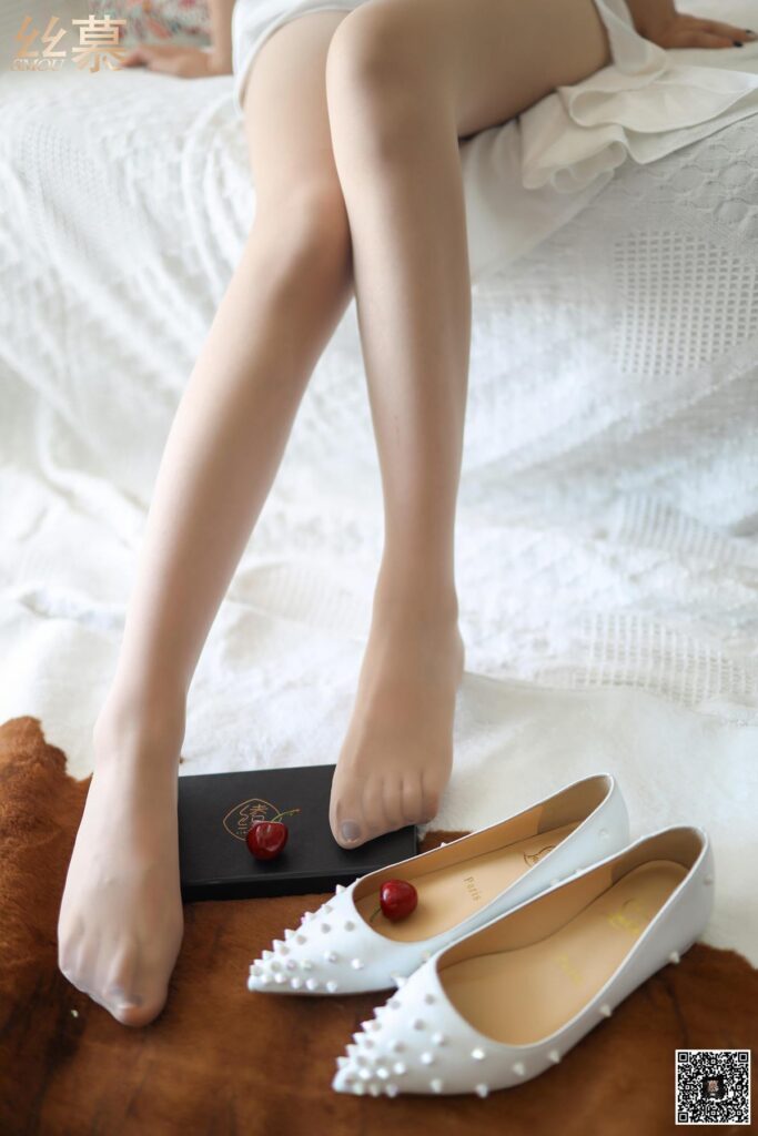 丝慕写真 特写集 TX029 米朵《樱桃的撕密时刻》[83P/173MB]插图3