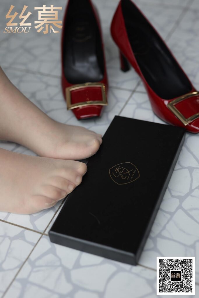 [丝慕GIRL]特写集 TX078 学妹《百褶裙回忆》 [78P/1V/166MB]插图3