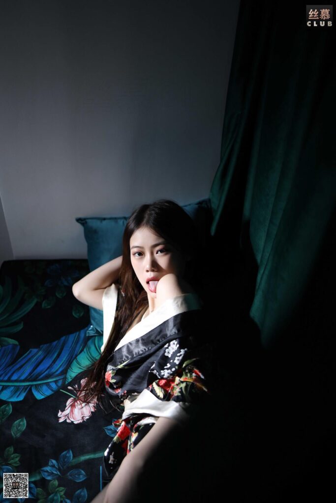 丝慕写真 海外版 H020 玉儿 [81P/72MB]插图1