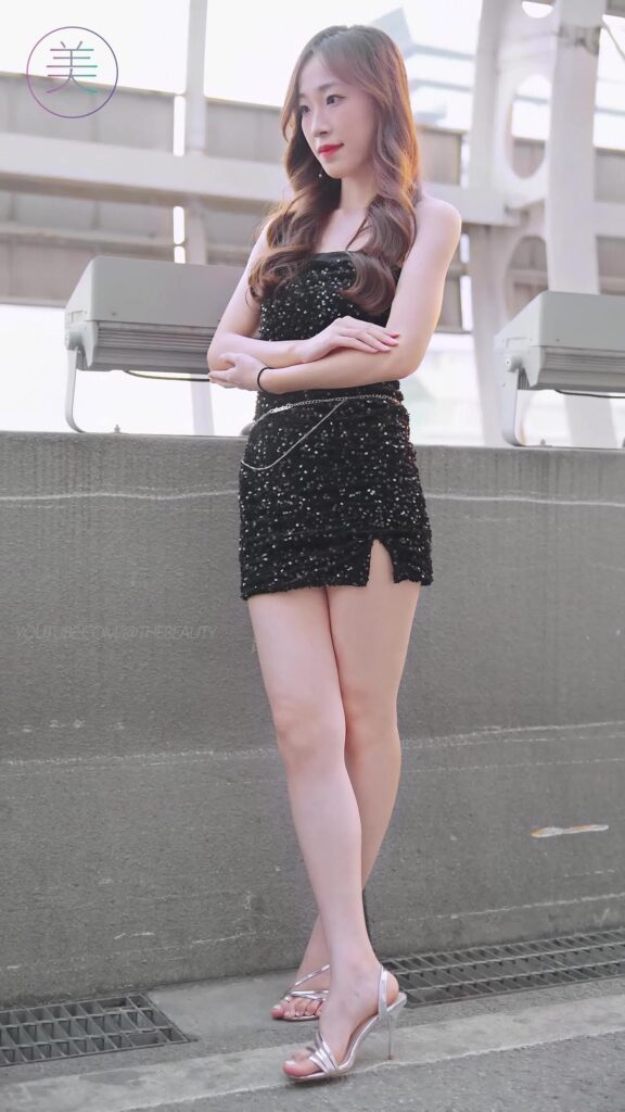 NO.0456 2023 广州车展 Racing Model 车模抖音网红随拍04[1V/330MB]插图3