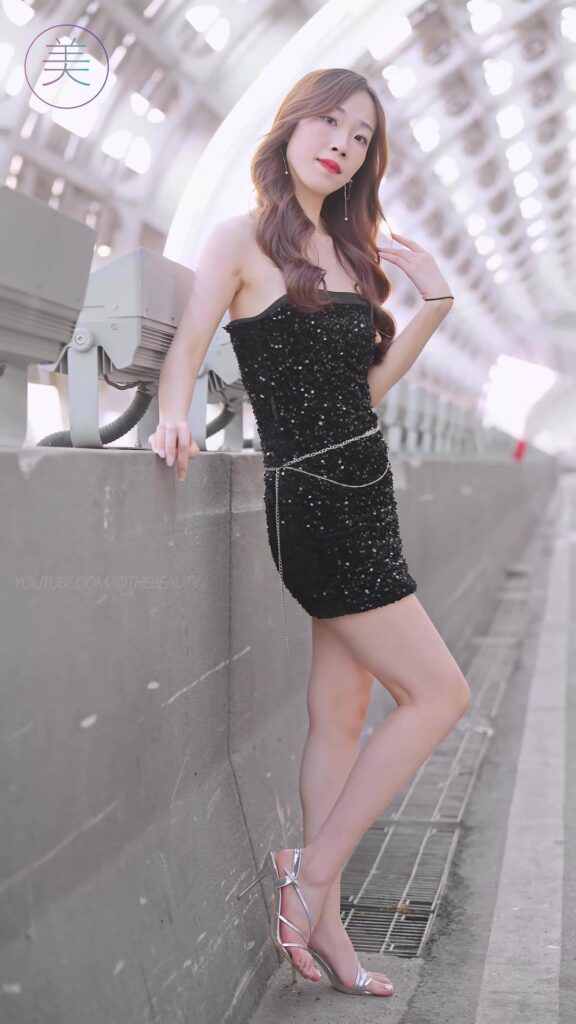 NO.0456 2023 广州车展 Racing Model 车模抖音网红随拍04[1V/330MB]插图1