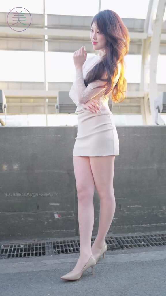 NO.0463 2023 广州车展 Racing Model 车模抖音网红随拍11[1V/293MB]插图3