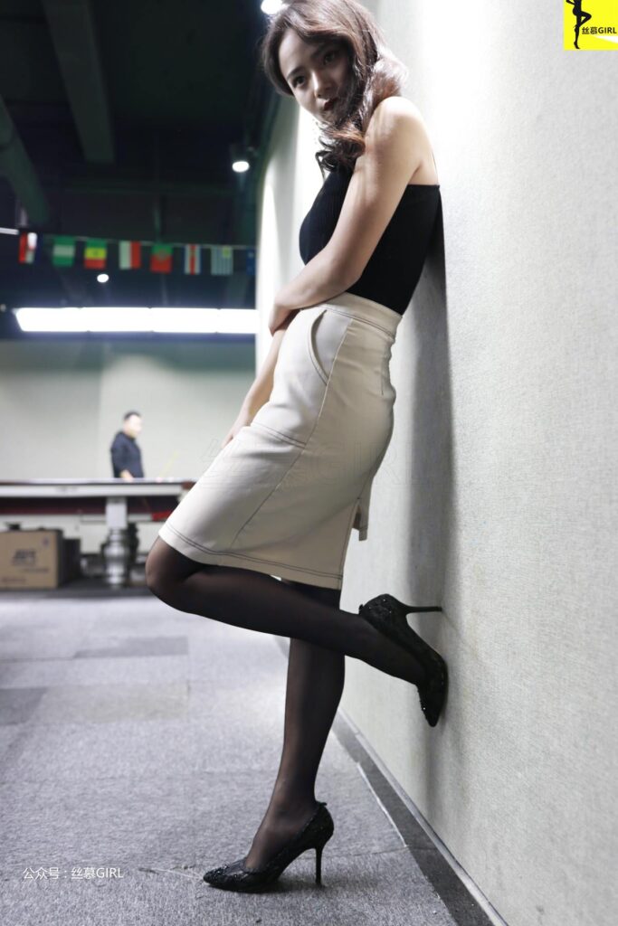 丝慕写真 第023期 模特：Miya《台球与黑丝》[67P/95.5MB]插图3
