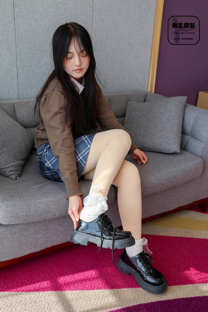御足摄影 NO.006 – 甜美女孩[63P/1V/2.42GB]插图3