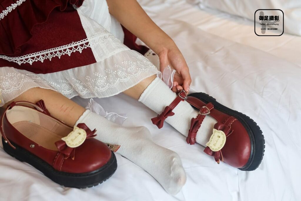 御足摄影 NO.019 – 可爱洛丽塔[78P/1V/2.27GB]插图4