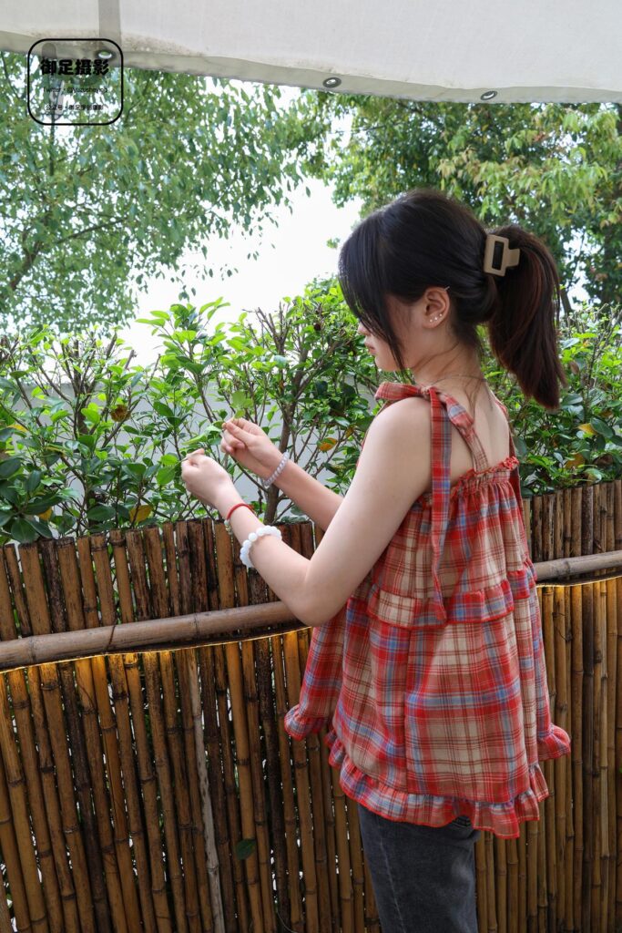 御足摄影 NO.038 – 余生可贵[100P/1V/2.50GB]插图1