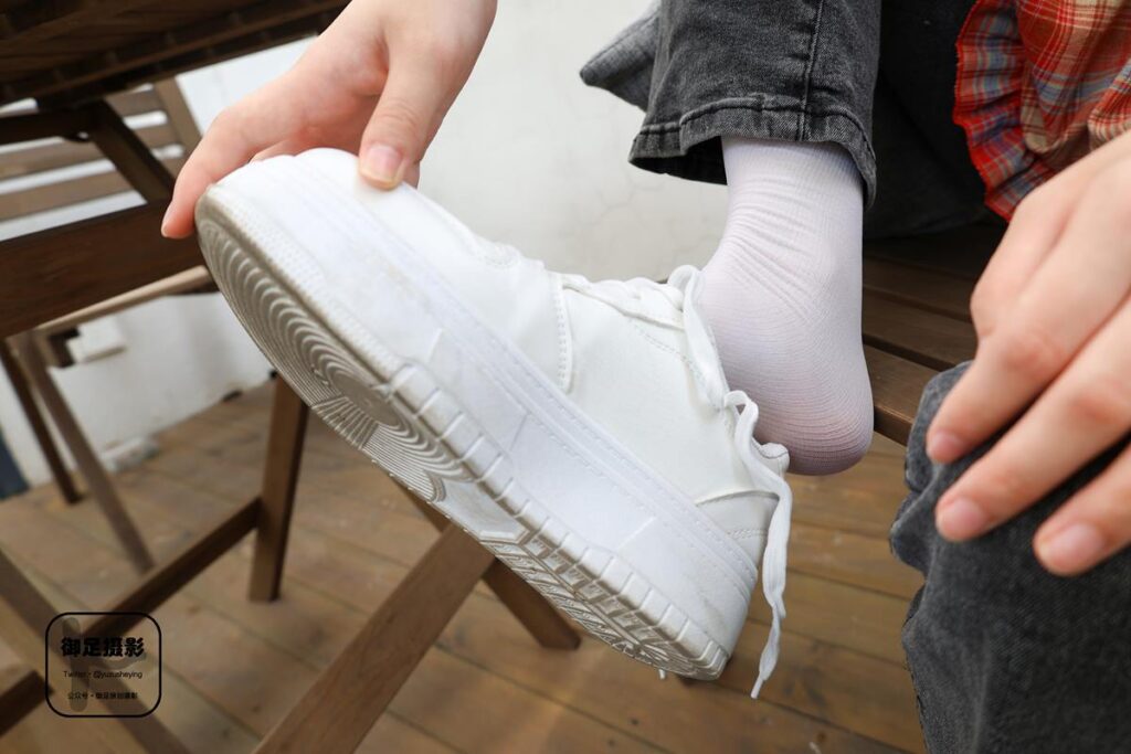 御足摄影 NO.038 – 余生可贵[100P/1V/2.50GB]插图3