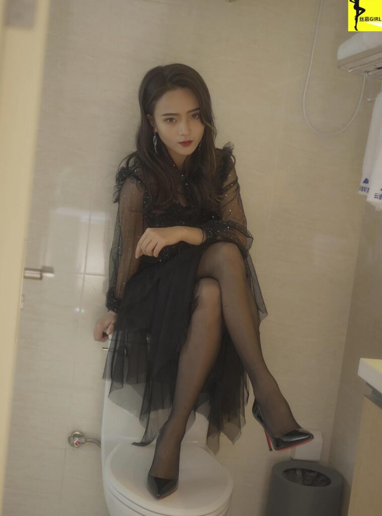 丝慕写真 第031期 模特：Miya 一元之《一丝京华》[43P/48MB]-无料摄影圈