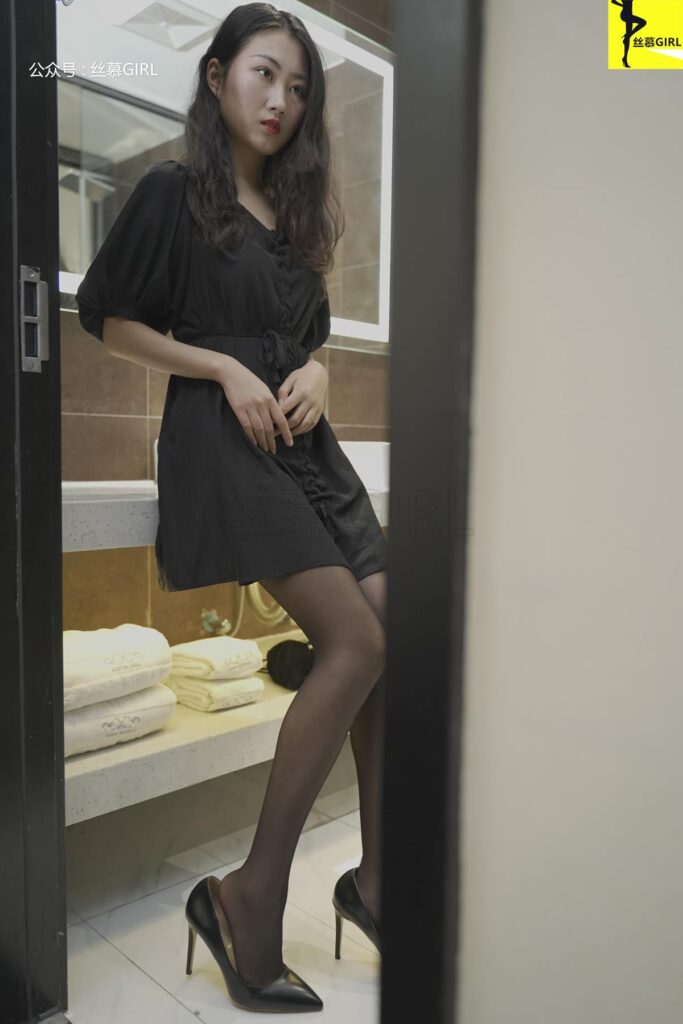 丝慕写真 第043期 模特：咸咸《味》[72P/62.9MB]插图3