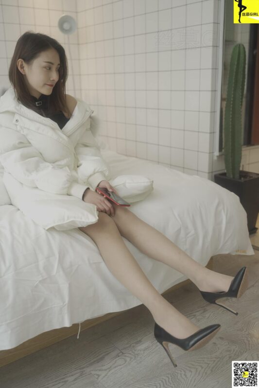 丝慕写真 第053期 模特：婷伊《初见》[88P/84.8MB]-无料摄影圈