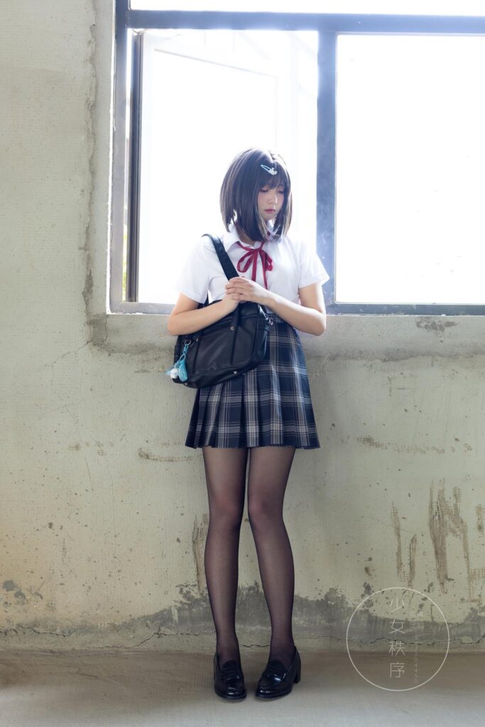 少女秩序 GR04L 黑丝JK[73P/1.44GB]插图1