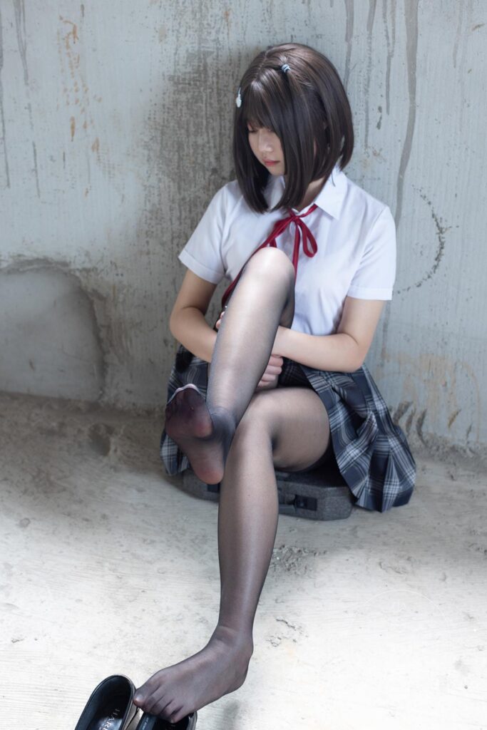 少女秩序 GR04L 黑丝JK[73P/1.44GB]-无料摄影圈