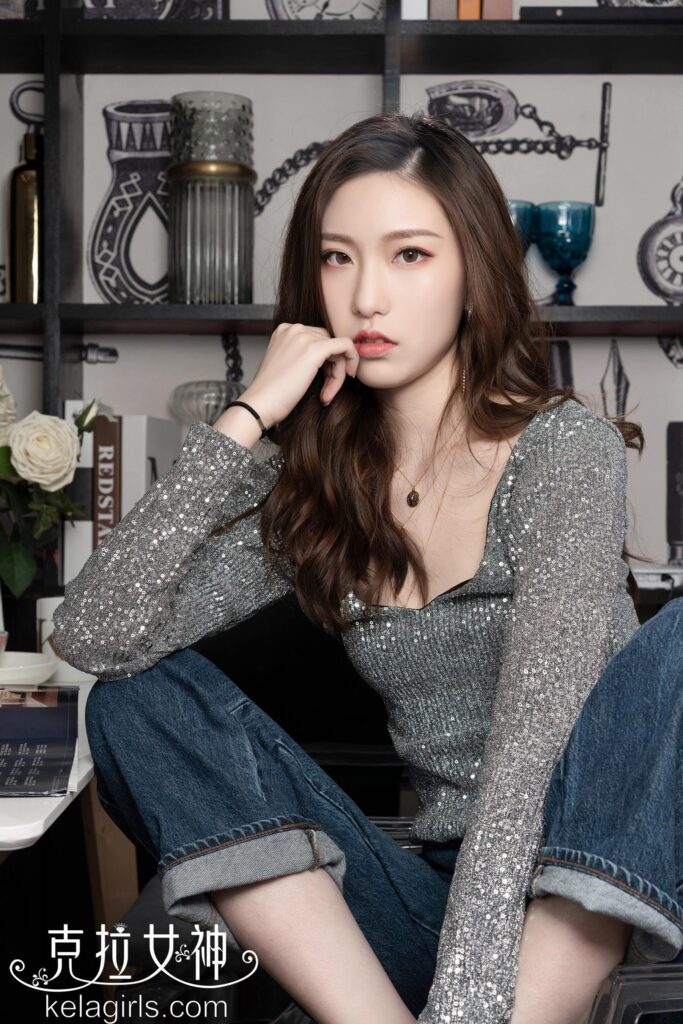 [Kelagirls克拉女神]2019.06.03《银装小翘臀》芊芊[32P/686MB]插图2