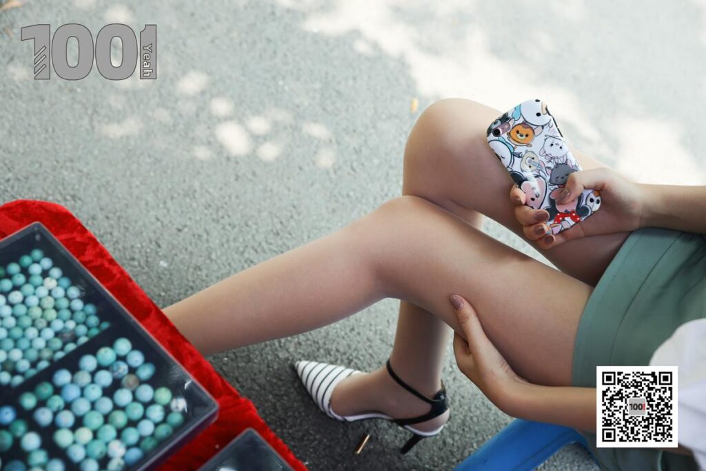 [IESS异思趣向] 一千零一夜 072 西瓜《逛古玩城2》[99P/195MB]插图1