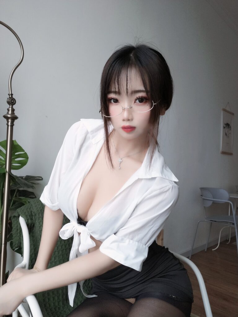 鬼畜瑶在不在w NO.041 – 女教师[35P/107MB]插图3