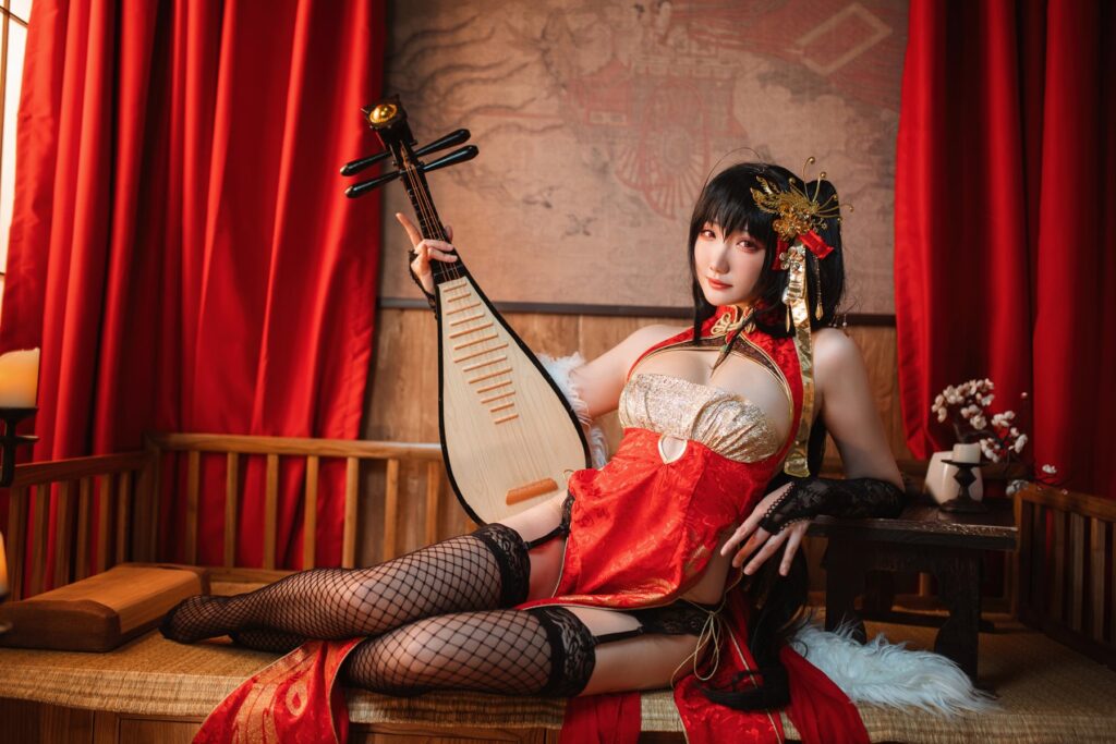 Coser瓜希酱福利 047- 大凤旗袍 [22P/138MB]插图2