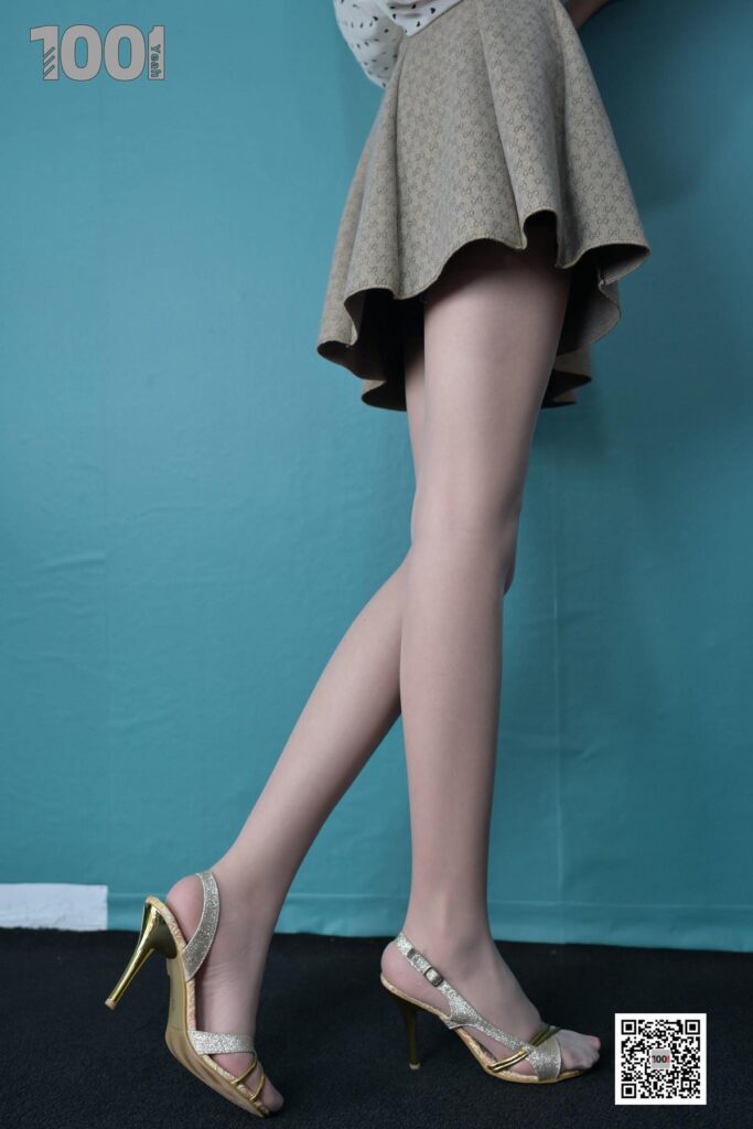 [IESS异思趣向] 一千零一夜 151 西瓜《职场小白面试记3》[98P/84MB]插图2