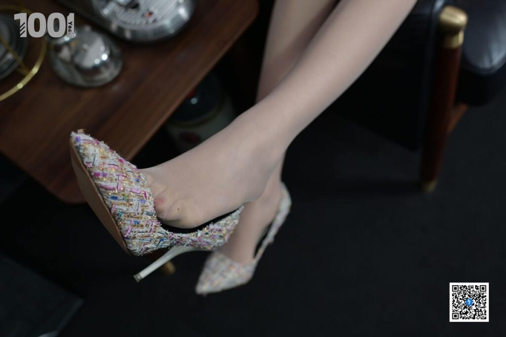 [IESS异思趣向] 一千零一夜 188《一抹红2》[90P/85MB]插图1