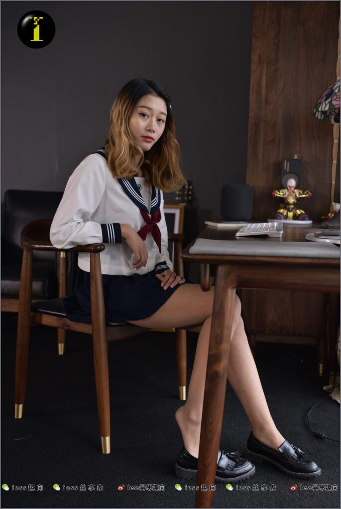 [IESS异思趣向] 普惠集 002-黑妹的JK学生服 [93P/125MB]-无料摄影圈