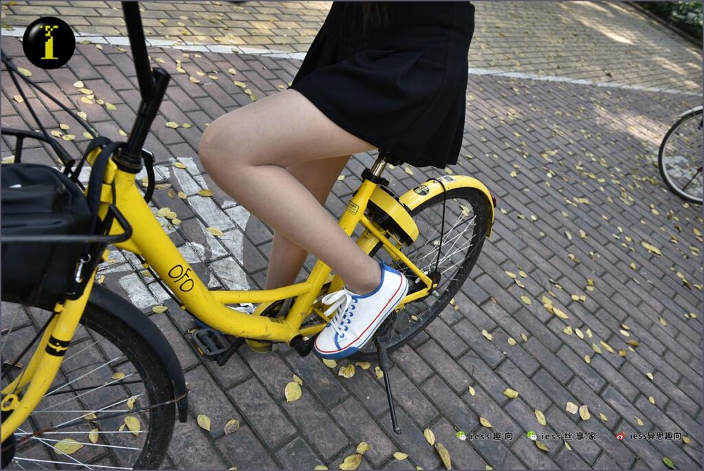 [IESS异思趣向] 普惠集 033 琪琪 16岁的单车少女 [137P/244MB]插图1
