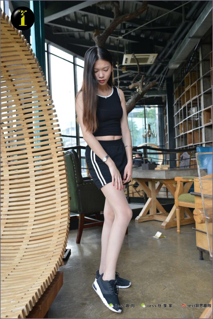 [IESS异思趣向] 普惠集 040-七七的肉丝特写 [98P/134MB]插图2