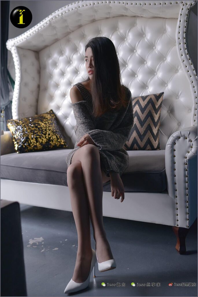 [IESS异思趣向] 普惠集 082 医心 – 空姐的休闲装 [88P/122MB]插图2