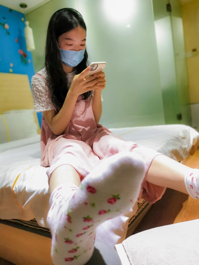 鱼鱼足影 第15期 细妹小白鞋棉船袜棉袜脚 [189P/1V/981MB]插图2