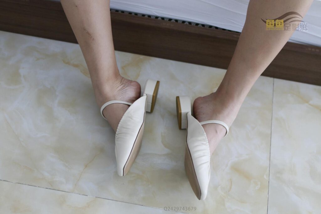 鱼鱼足影 091 芸芸39码裸足平底鞋 [119P/1V/795M]插图3