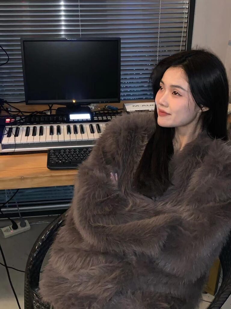 鱼鱼足影 095 蓉蓉38码马丁靴棉袜裸足[119P/1V/849M]插图