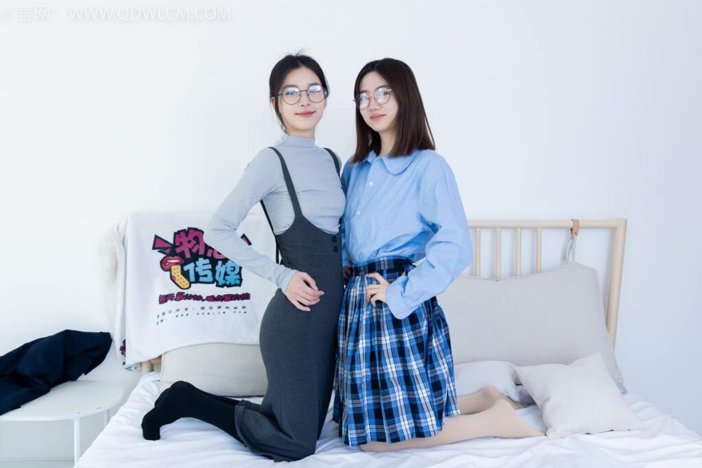 物恋传媒 NO.2391 茯苓欢欢-短靴、皮鞋、厚黑丝、厚肉丝[200P/1V/5.58GB]插图3