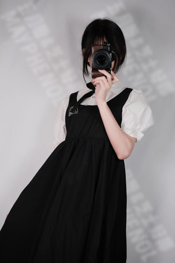 芝士好椰 NO.085 – 试一下两件裙子[6P/80MB]插图2