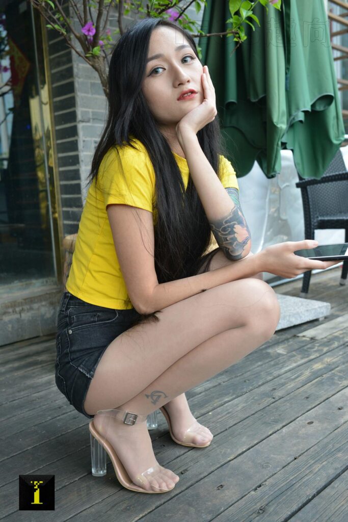 [IESS异思趣向] 普惠集 113 潇潇的肉丝 [78P/106MB]插图3