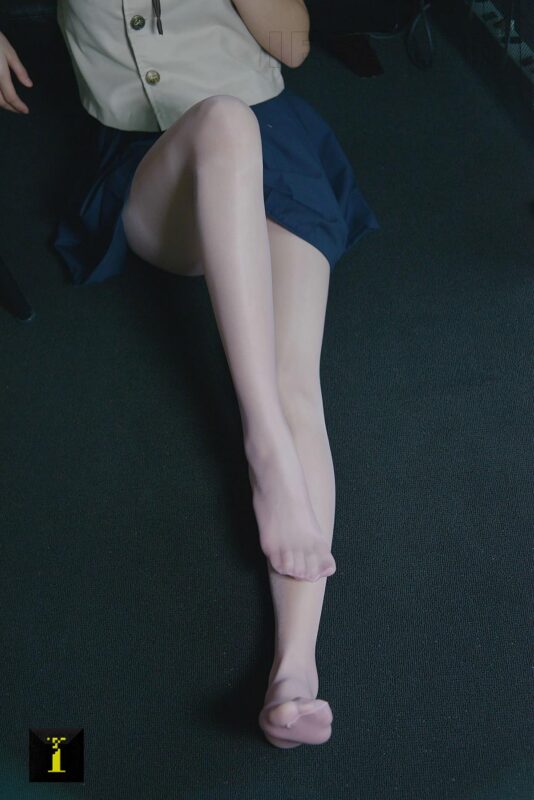 [IESS异思趣向] 普惠集 157 若琪 – 粉色的薄丝 [82P/111MB]-无料摄影圈