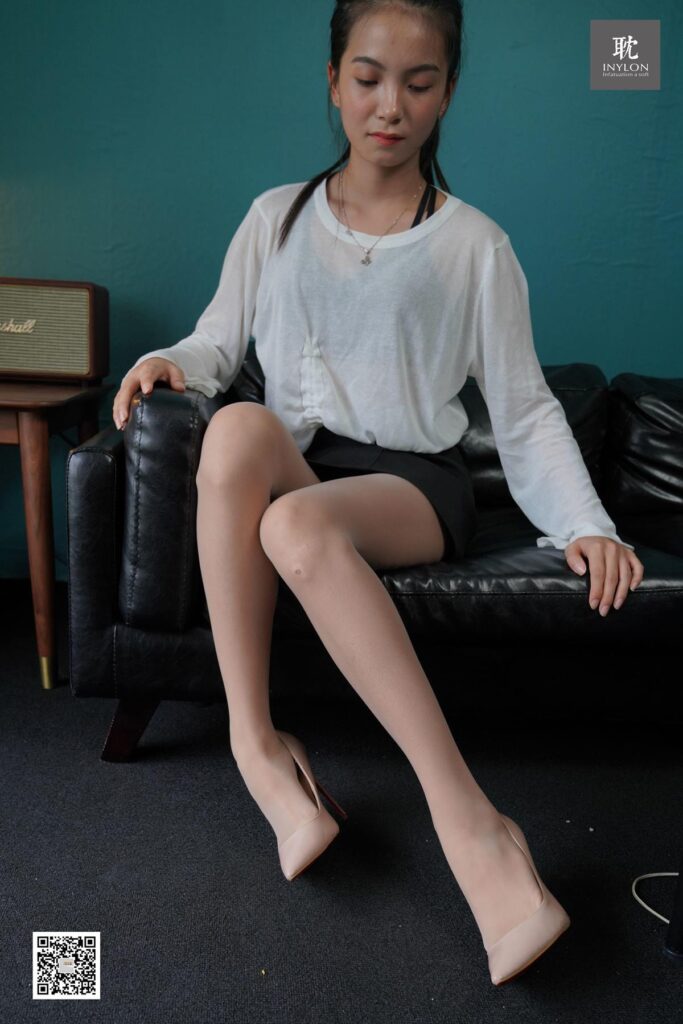 [IESS异思趣向] 普惠集 178 -腼腆的新模苏菲 [84P/73MB]插图2