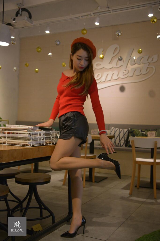 [IESS异思趣向] 普惠集193 – 小婕的古典丝美 3 [60P/84MB]插图2