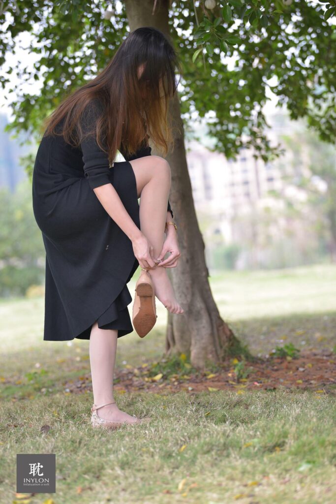 [IESS异思趣向] 普惠集 207 秋秋的一组随拍 [94P/111MB]插图3