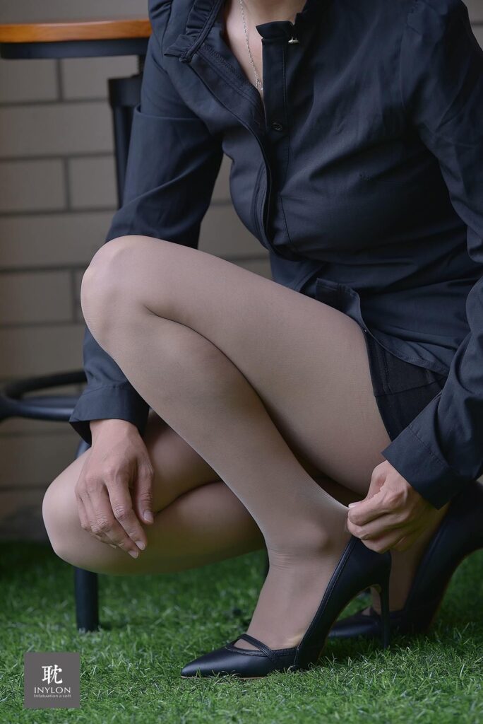 [IESS异思趣向] 普惠集 218 小缓  刚进城的素人1 [80P/100MB]插图3