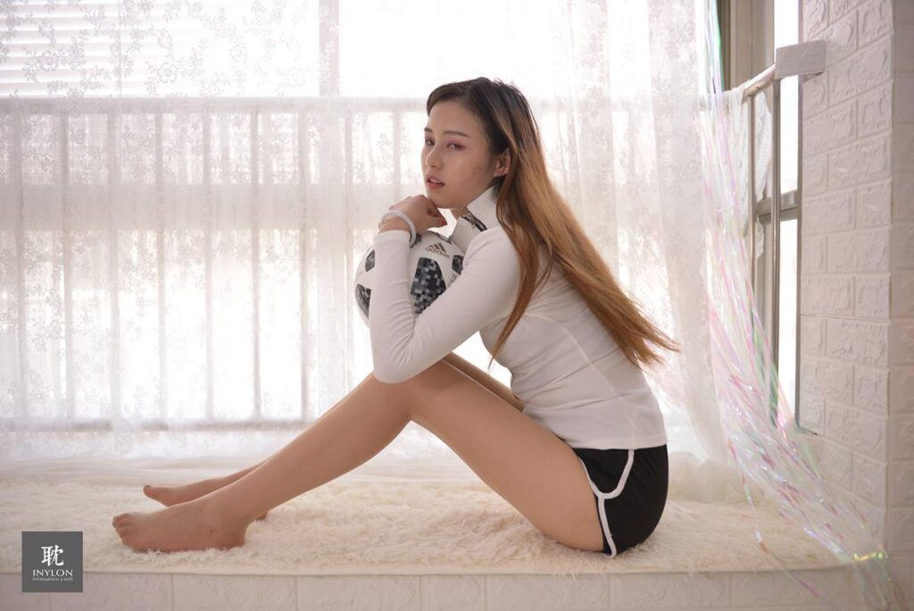 [IESS异思趣向] 普惠集 236-快乐玩个球 [98P/94MB]插图2