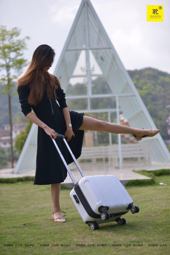 [IESS异思趣向]《普惠集》PH-S006 心舞 秋秋 [70P/74MB]插图1