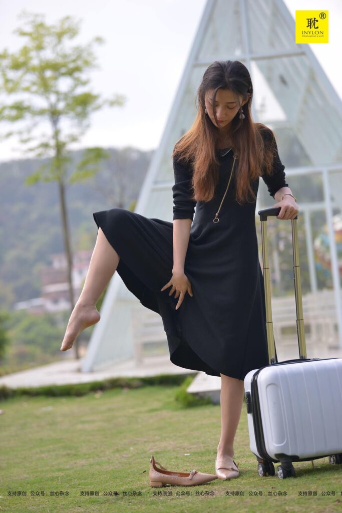 [IESS异思趣向]《普惠集》PH-S006 心舞 秋秋 [70P/74MB]插图2