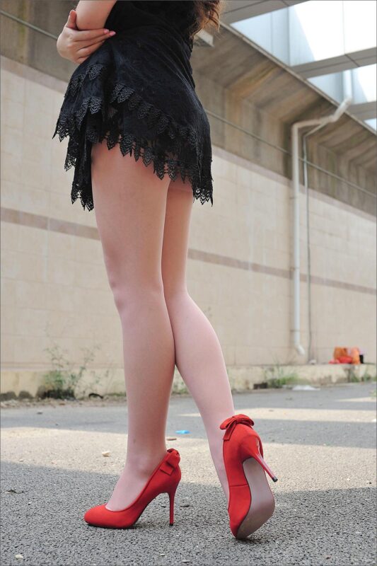 [IESS异思趣向] 2016.10.20 丝足便当019：《粉色记忆》小胖妞 [64P/49.9MB]-无料摄影圈