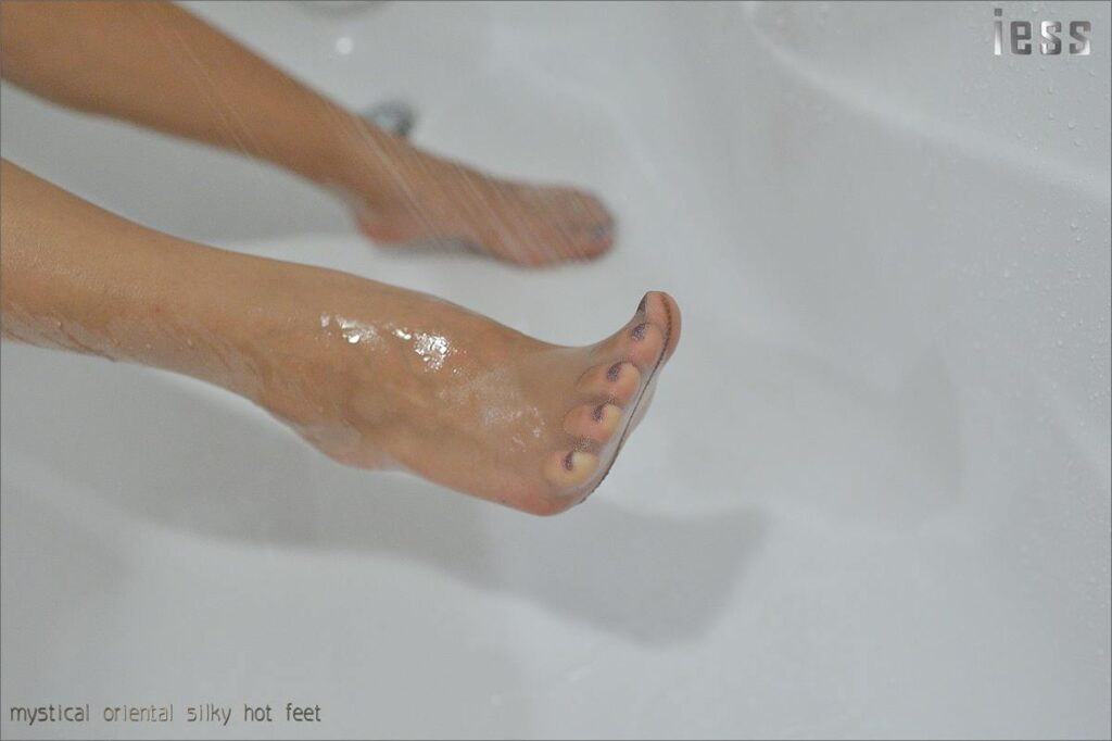 [IESS异思趣向] 2016.11.16 丝足便当031：《弱水三千》SASA [19P/26MB]插图1