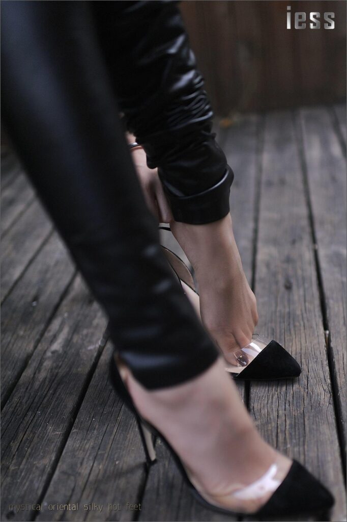 [IESS异思趣向] 2016.11.17 丝足便当033：《窒息之美》 [46P/41MB]插图1