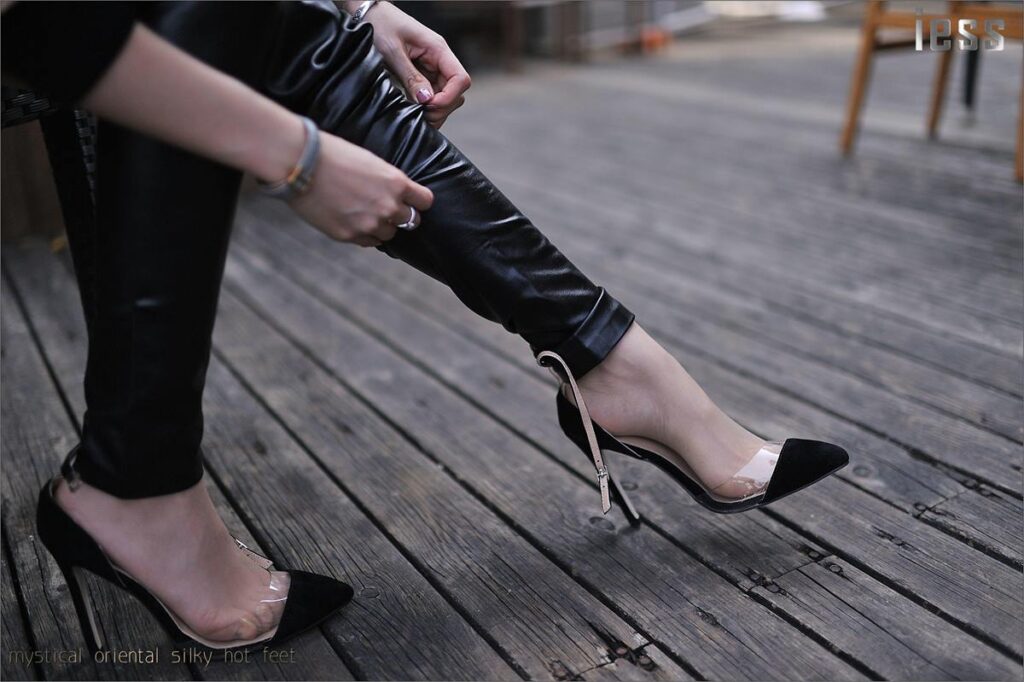 [IESS异思趣向] 2016.11.17 丝足便当033：《窒息之美》 [46P/41MB]插图2