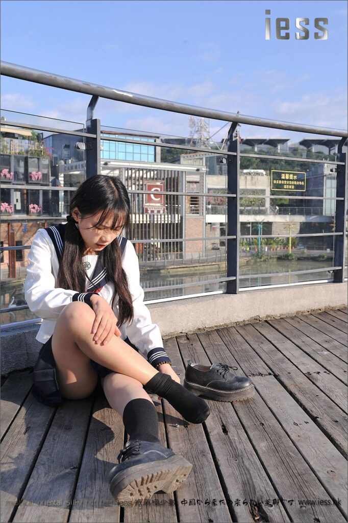[IESS异思趣向] 2016.12.12 丝足便当041：《制服系列之JK节选版》琪琪 [99P/106MB]插图3