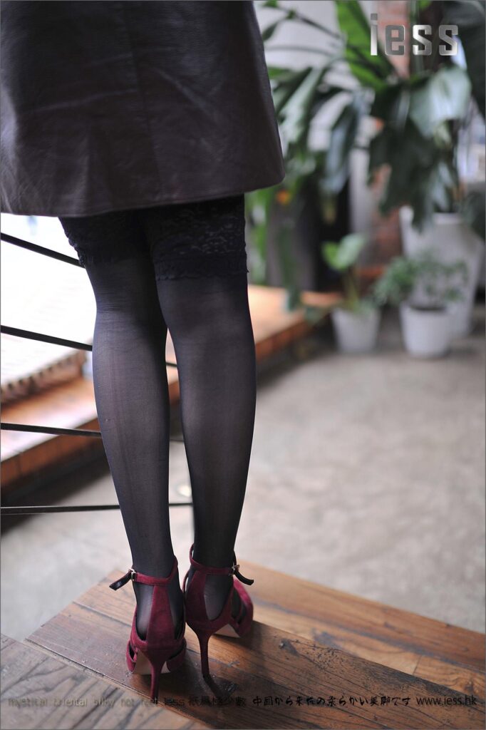 [IESS异思趣向] 2016.12.29 丝足便当047：《少女的腿（足）》小夕 [92P/89.5MB]插图1