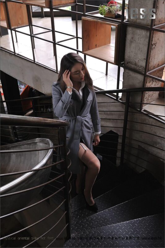 [IESS异思趣向] 2017.01.01 丝足便当048：《羽》 [99P/124MB]-无料摄影圈