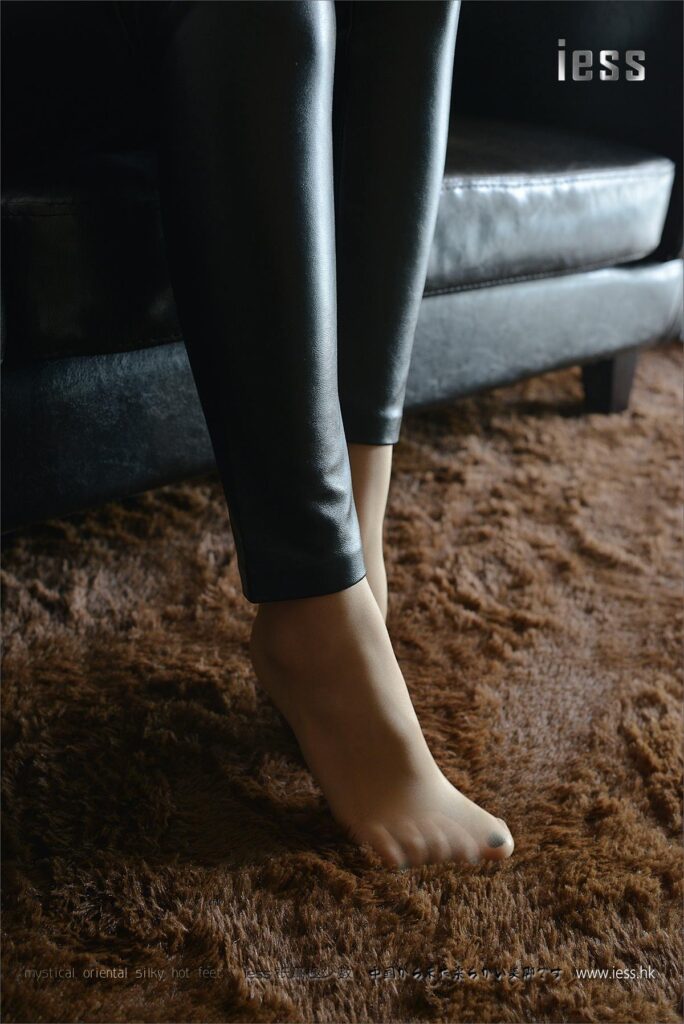 [IESS异思趣向] 2017.01.23 丝足便当062：《肉丝足底》小C [99P/159MB]插图1