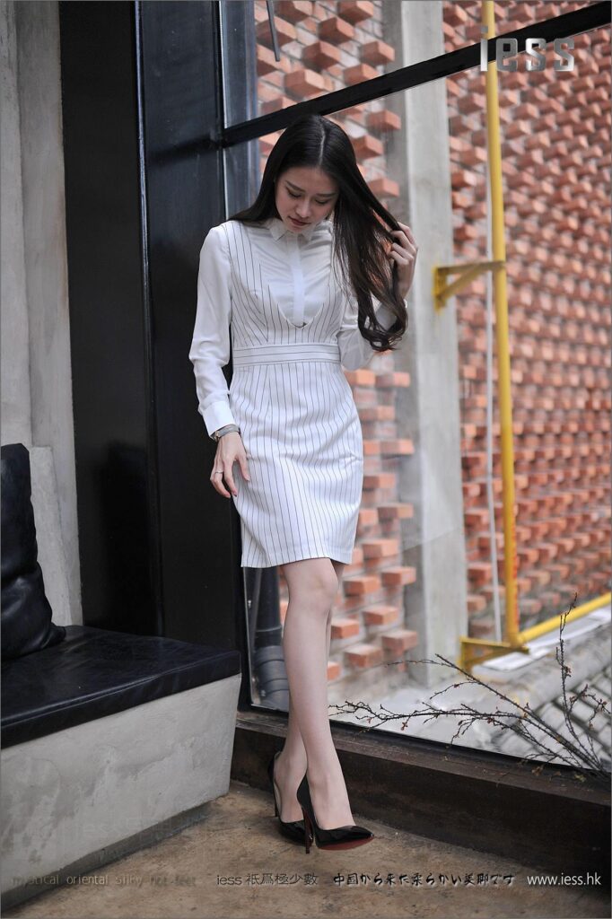 [IESS异思趣向] 2017.05.10 丝足便当116：《悦目有佳人》佳爷 [99P/98.9MB]插图1