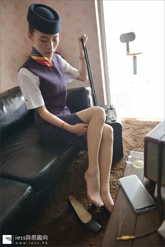 [IESS异思趣向] 2017.07.19 丝足便当122：《空姐养成计划系列-3》小六 [99P/524MB]插图3